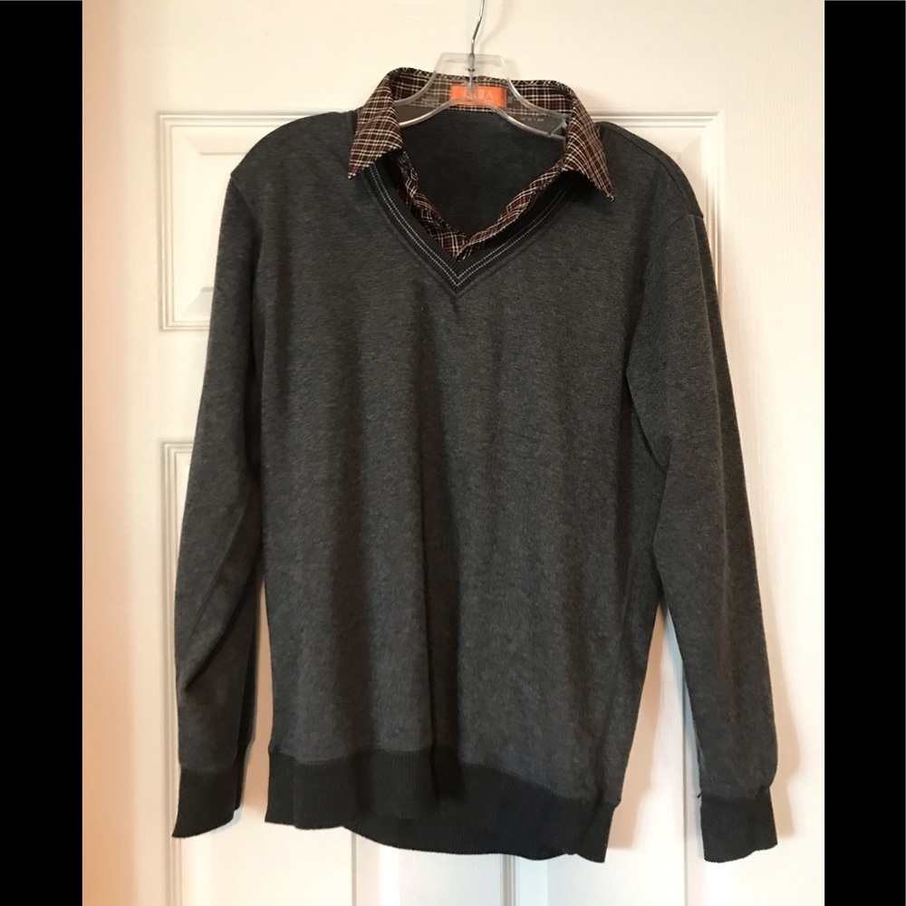 Chic collar sweater